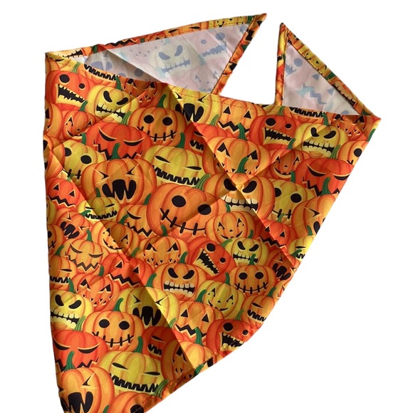 None Other - 🟡 3/$15 Halloween dog Bandana NEW Pumpkins Jack o lanterns Black orange
